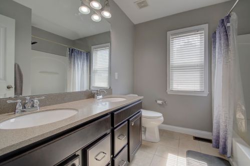 8657 Marais Dr, Hamilton KY  41091-8716 exterior