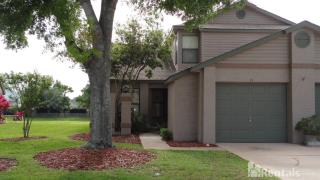 74 Lakepointe Cir, Kissimmee FL  34743-8117 exterior