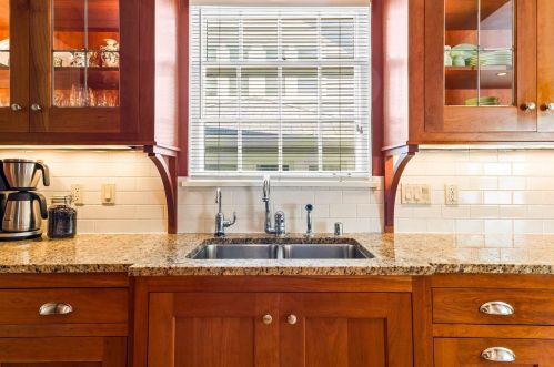 3164 51 Blvd, Milwaukee WI 53216-3236 exterior