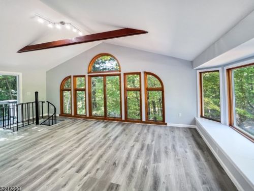 15 Glen Dr, Wantage NJ  07461-4801 exterior