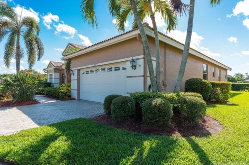1595 Ballantrae Ct, Fort Pierce, FL 34952-6041