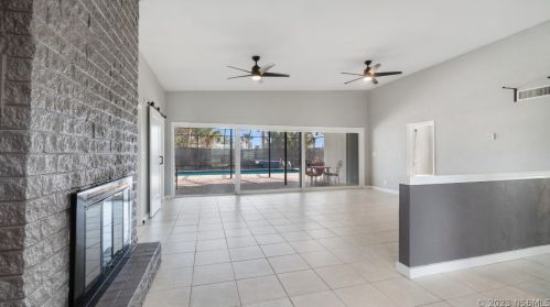 2407 Peninsula Dr, Daytona Beach FL  32118-5412 exterior