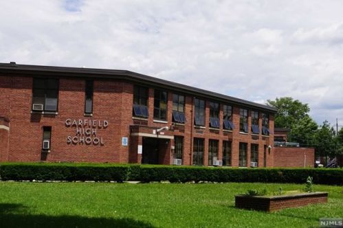 94 Maitland Pl, Outwater NJ  07026-1230 exterior