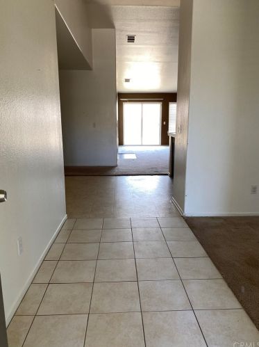 13270 Dos Palmas Rd, Victorville, CA 92392-8323