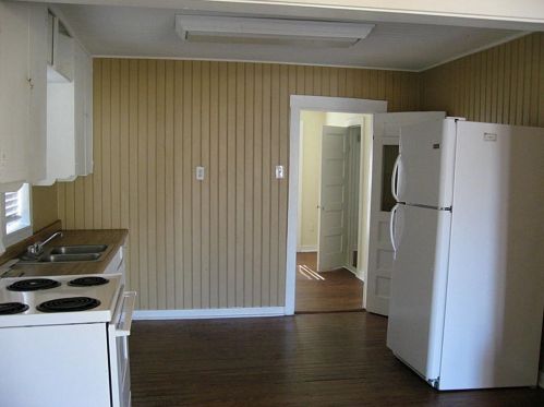 2000 Ed Kharbat Dr, Conroe, TX 77301-5159
