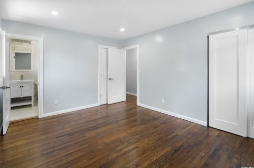 2512 April Ln, North Bellmore NY  11710-5113 exterior