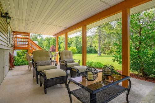 12 Birch Rd, Danbury CT  06811-3456 exterior