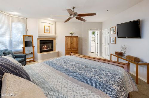 8691 Davenport Dr, Scottsdale AZ 85260-4377 exterior