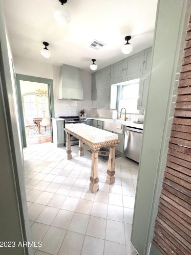 2029 10th St, Phoenix AZ  85006-2119 exterior