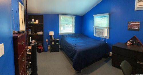 92 Pine St, Islip Manor NY  11751-2227 exterior