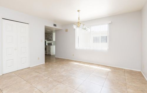 7837 49th Ave, Glendale AZ  85301-8010 exterior