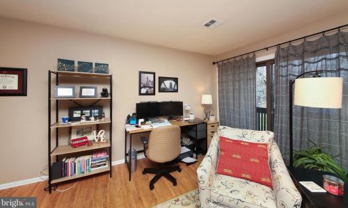 17 Aspen Way, Gardenville PA  18901-2754 exterior