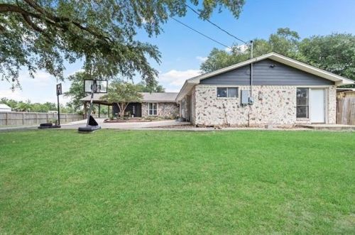 3555 Briggs Rd, Orange TX  77630-9125 exterior