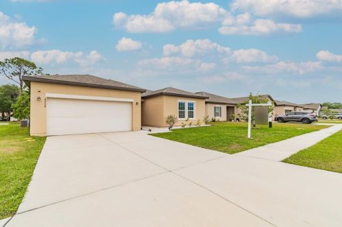 4936 St James St, Winter Haven, FL 33881-9110