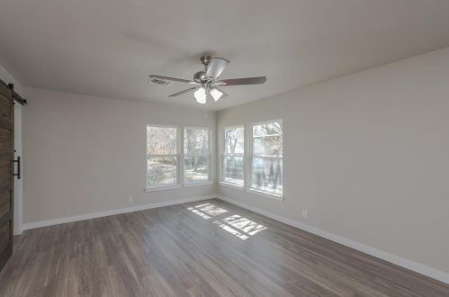 918 Hillcrest St, Denton TX  76201-2407 exterior