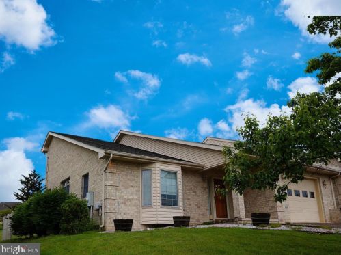 136 Maynard Ln, Strasburg, VA 22657-1107