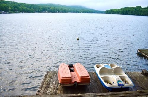 1084 Route 292, Whaley Lake, NY 12531-5553
