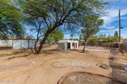 814 Waverly St, Tucson AZ  85719-3577 exterior