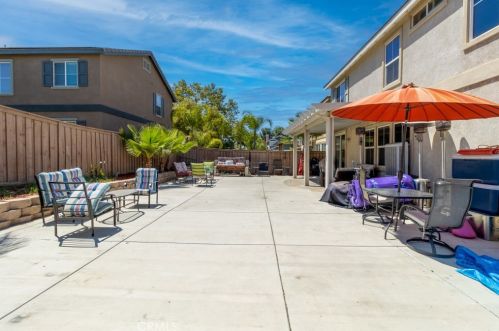 19515 Palomar St, Lake Elsinore CA  92530-6393 exterior