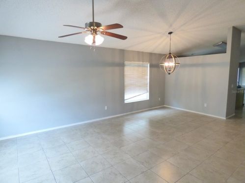 1918 Palmetto Pine Ln, Orlando, FL 32826-4814