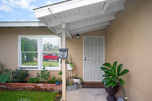 1322 Beacon Ave, Anaheim, CA 92802-1716