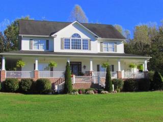 121 Fairway Oaks Ln, Liledown, NC 28681-7288