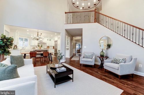 18506 Pelicans Nest Way, Leesburg VA  20176-3963 exterior