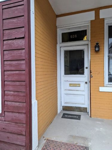 926 Highview St, Pittsburgh, PA 15206-1413
