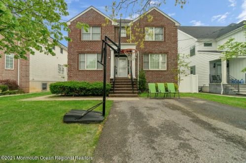 103 Arlington Ave, Lakewood, NJ 08701-4210
