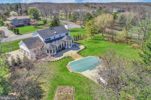 1800 Celeste Dr, Belmar NJ 07719-9506 exterior