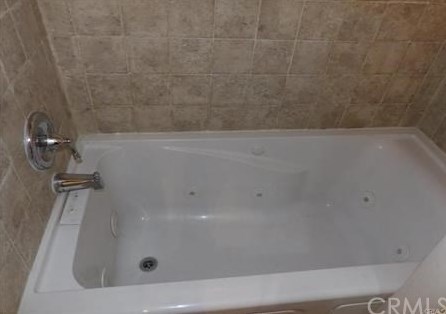 335 Cedar Ave, Long Beach CA  90802-2872 exterior