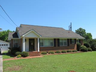 2611 Riverview Rd, Macon GA  31204-1122 exterior