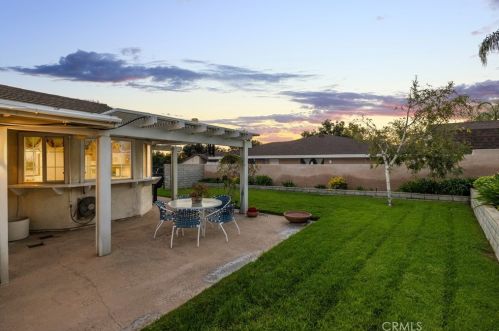 425 Winston Way, Upland CA  91786-2323 exterior