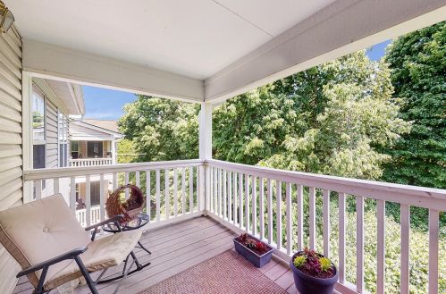 141 Stable Gate Ln, Florence, KY 41042-7166
