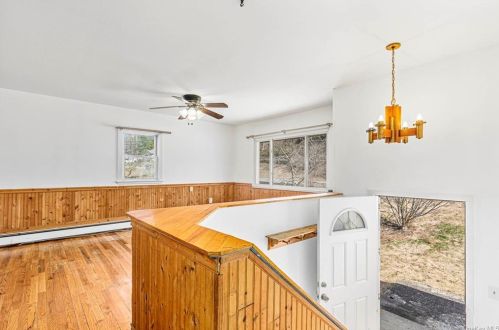 3 Mountain View Rd, Staatsburg, NY 12580-5311