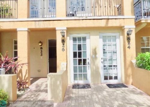 826 147th Ave, Hollywood, FL 33027-6127