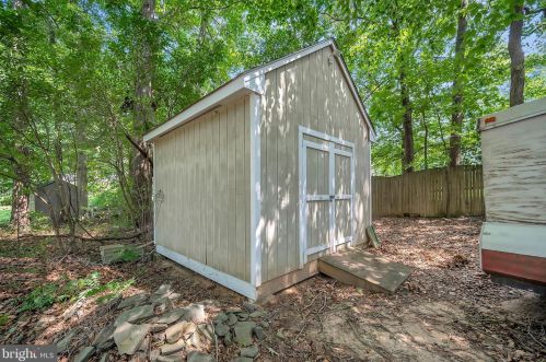 6103 Windsor Dr, Fredericksburg VA  22407-5036 exterior