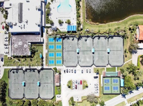 7617 Is Breeze Ter, Boynton Beach FL  33437-5403 exterior