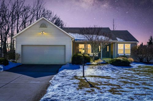 109 Shawnee Loop, Pataskala, OH 43062-8123