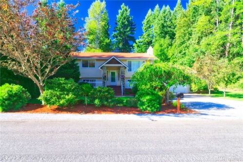 12329 149th St, Puyallup, WA 98374-3453