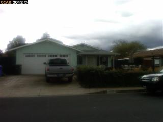 1727 Ashwood Dr, Oakley, CA 94561-2047