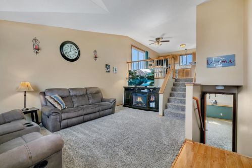 229 Glacier Ave, Sartell, MN 56377-1958