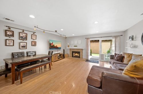 71 Center St, Redlands CA  92373-8174 exterior