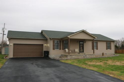 3013 Hill Springs Dr, London, KY 40744-8147