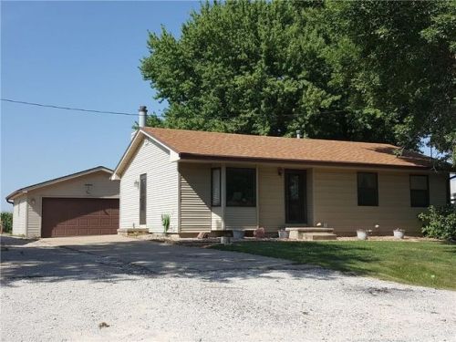210 North St, Menlo, IA 50164-1010