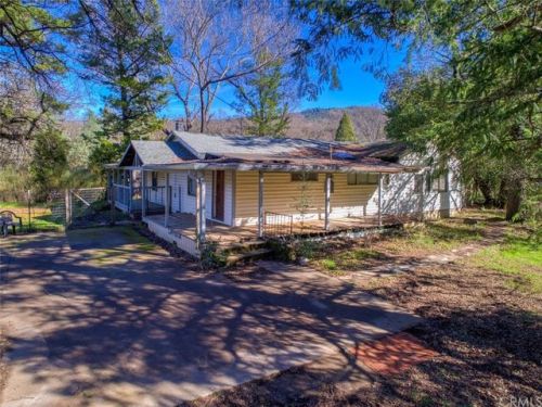 23604 West Rd, Middletown, CA 95461-7574