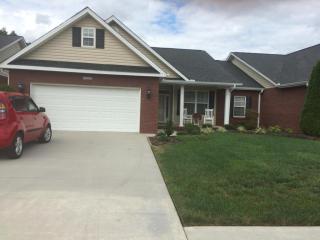 5252 Fountain Head Ln, Knoxville, TN 37918-6836
