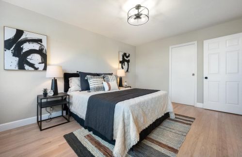 569 Crestmont Dr, Oakland CA 94619-2300 exterior