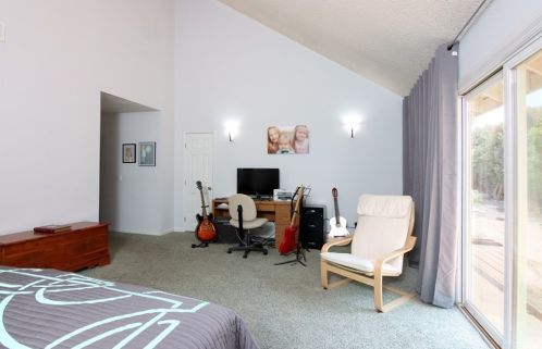 206 Wisteria Ct, Santa Maria CA  93455-3417 exterior