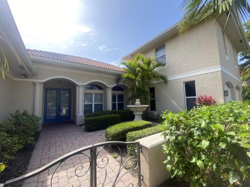 6163 57th Ct, Vero Beach, FL 32967-5399